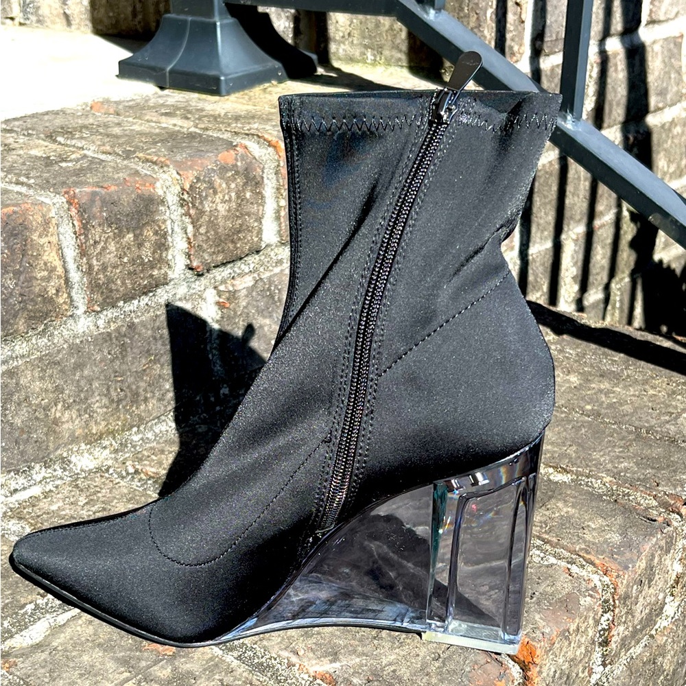 🧊New (Never Worn) Fashion Nova Booties